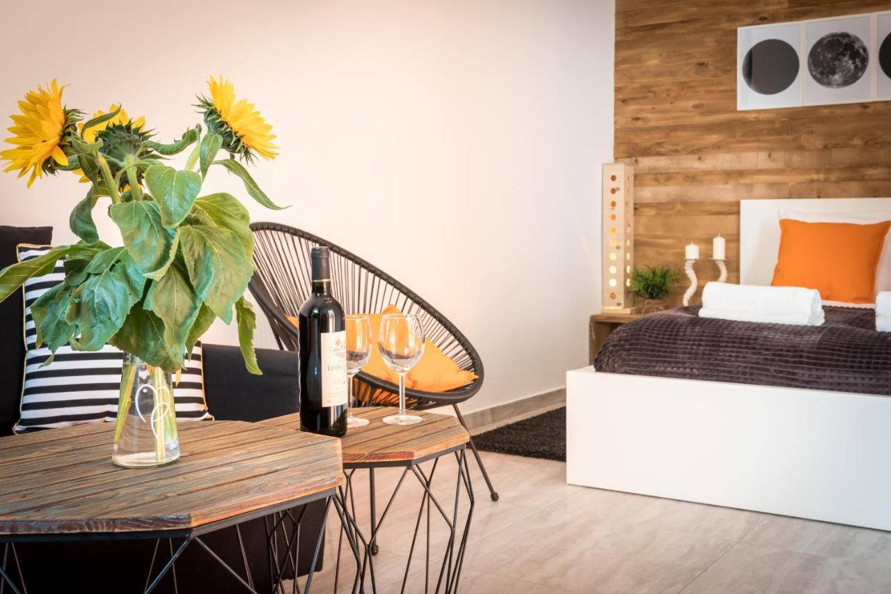 Cracow Best Location Apartment With Garden By Cozyplace 크라쿠프 외부 사진