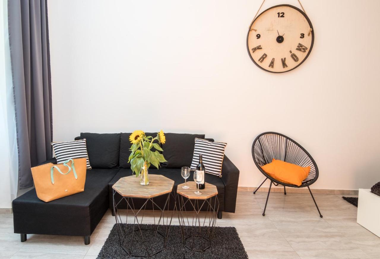 Cracow Best Location Apartment With Garden By Cozyplace 크라쿠프 외부 사진
